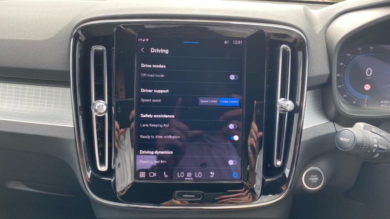 Volvo XC40 2.0 B3P Plus Dark 5dr Auto Petrol Estate